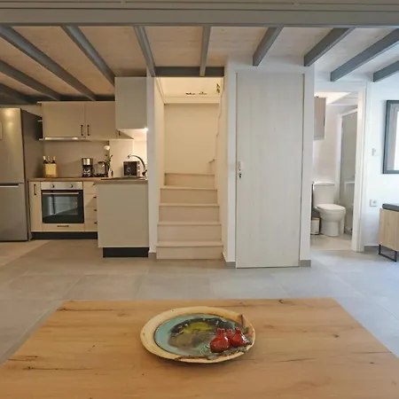 Modern Loft Syros Ermoúpoli