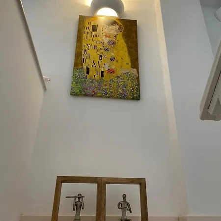 Modern Loft Syros 公寓