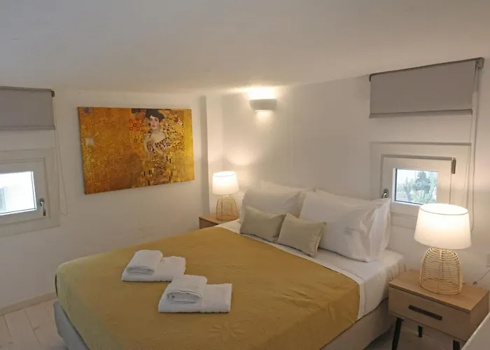 Modern Loft Syros Ermupoli