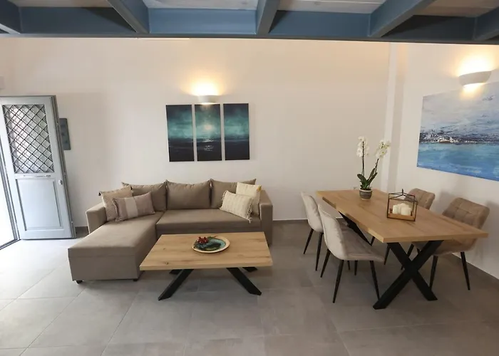 Modern Loft Syros 公寓 *