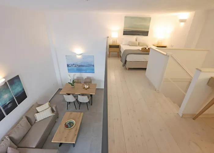 Modern Loft Syros Apartmán