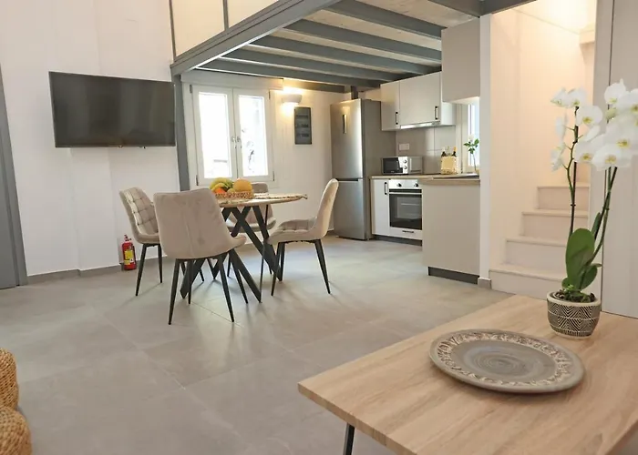 Modern Loft Syros Apartmán *